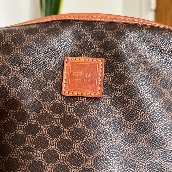 Authentic Celine in Macadam canvass brown clutch/large cosmetics case. - Picture 8 of 9